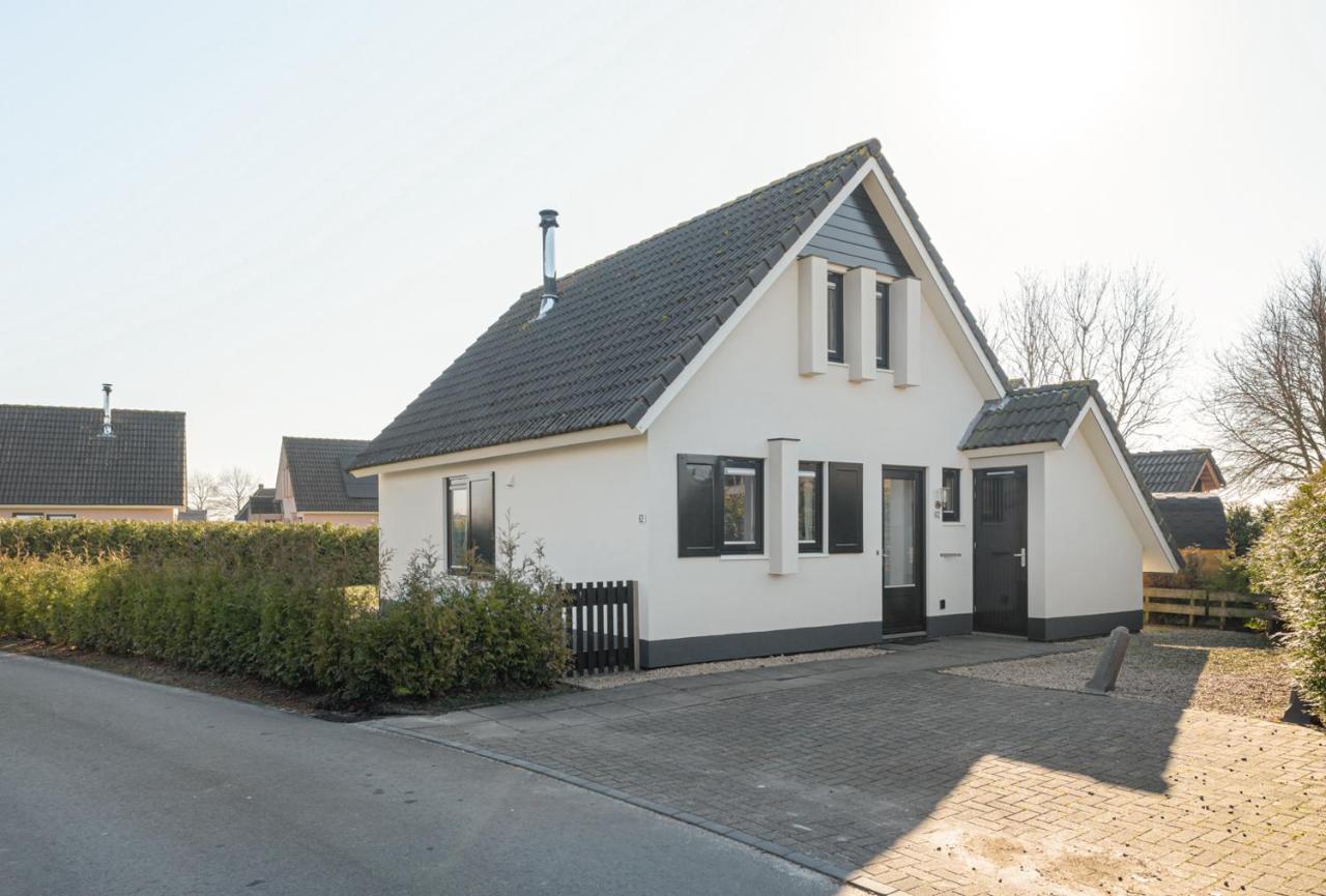 Вилла The Frisian Beach House Met Scandinavische Barrel Sauna Tzummarum Экстерьер фото
