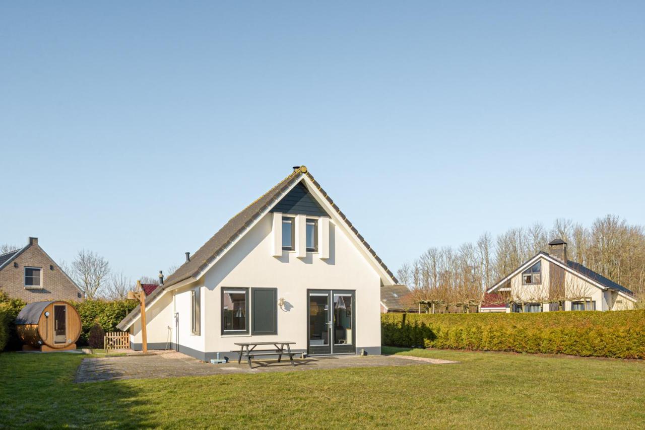 Вилла The Frisian Beach House Met Scandinavische Barrel Sauna Tzummarum Экстерьер фото